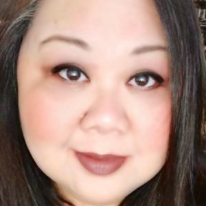 Meet your Posher, Genna